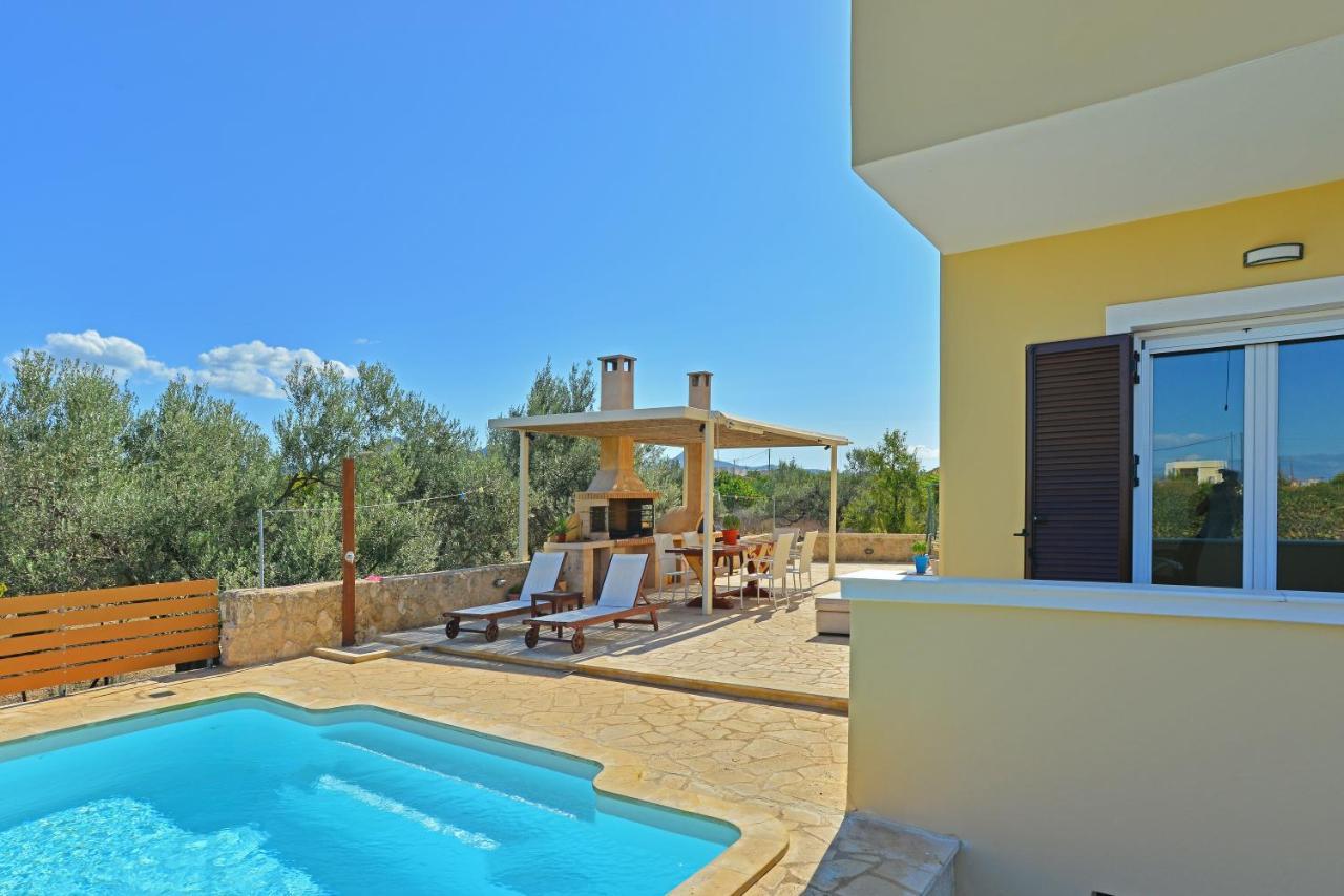 Villa Konstantinos 6 Bedrooms Aegina Exteriör bild