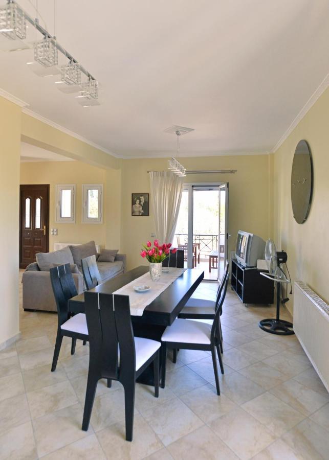 Villa Konstantinos 6 Bedrooms Aegina Exteriör bild