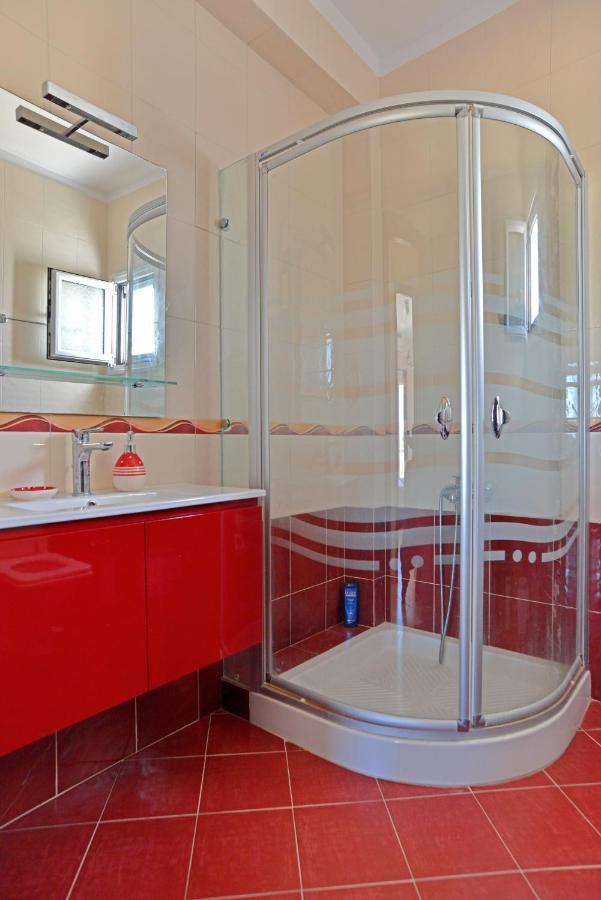 Villa Konstantinos 6 Bedrooms Aegina Exteriör bild