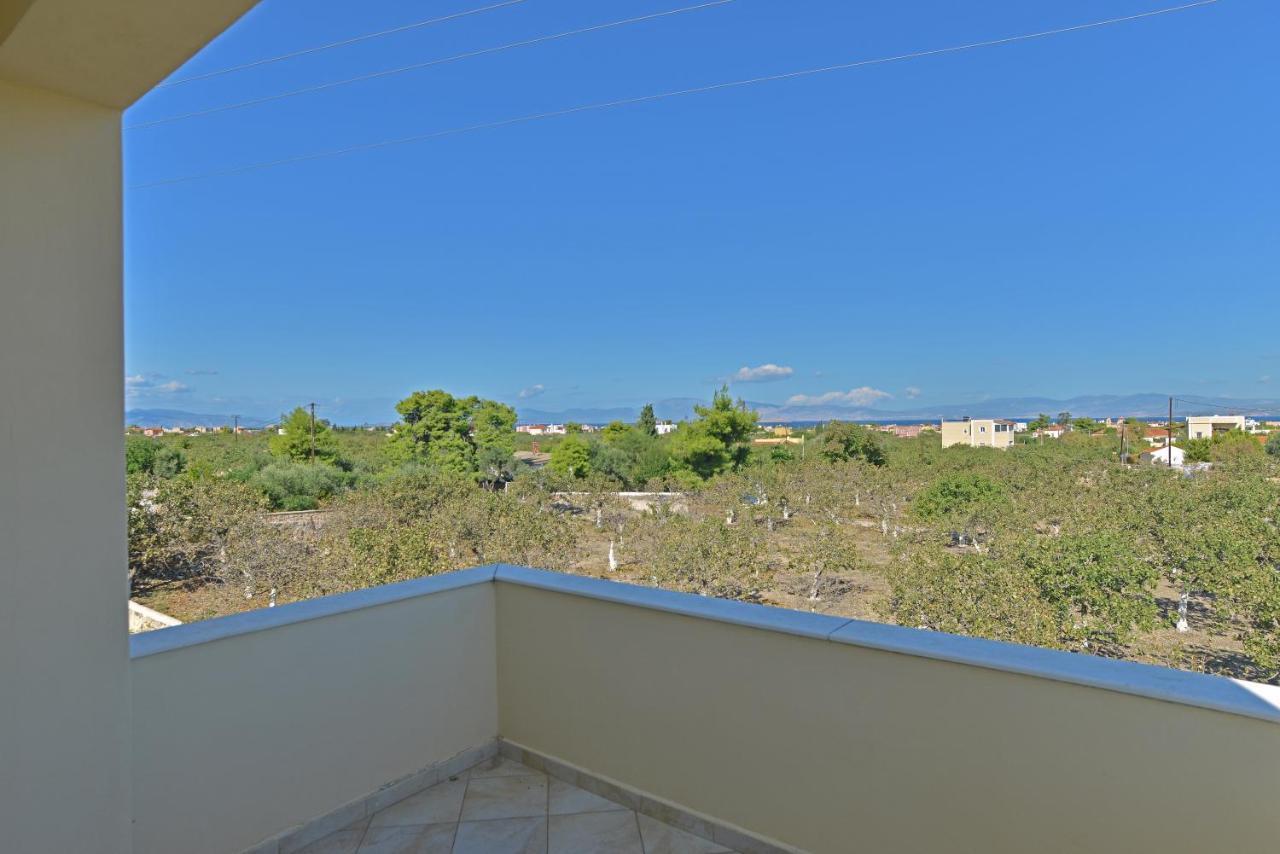 Villa Konstantinos 6 Bedrooms Aegina Exteriör bild