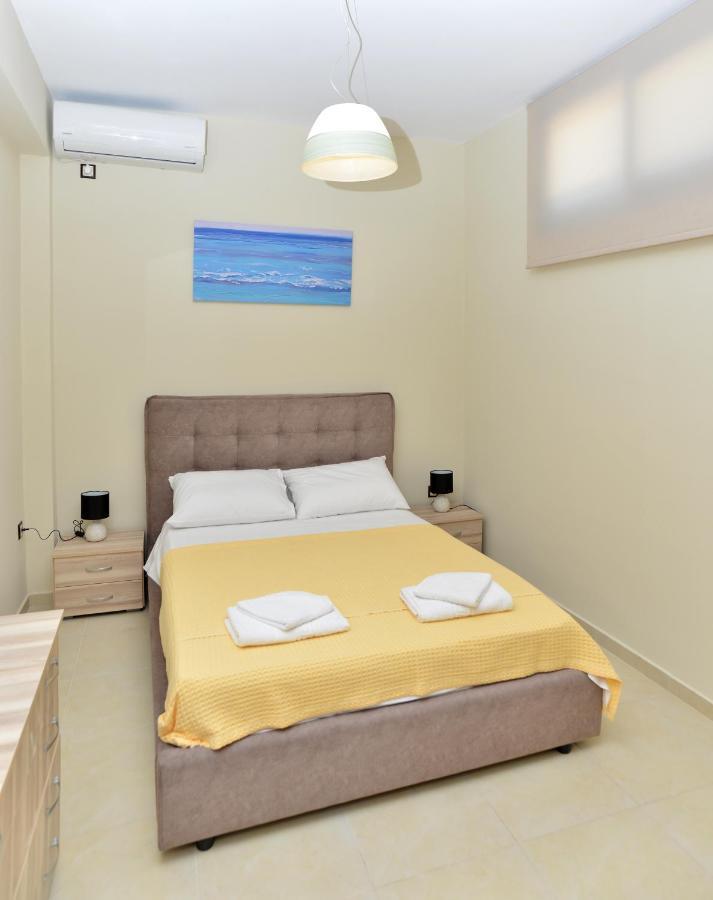 Villa Konstantinos 6 Bedrooms Aegina Exteriör bild